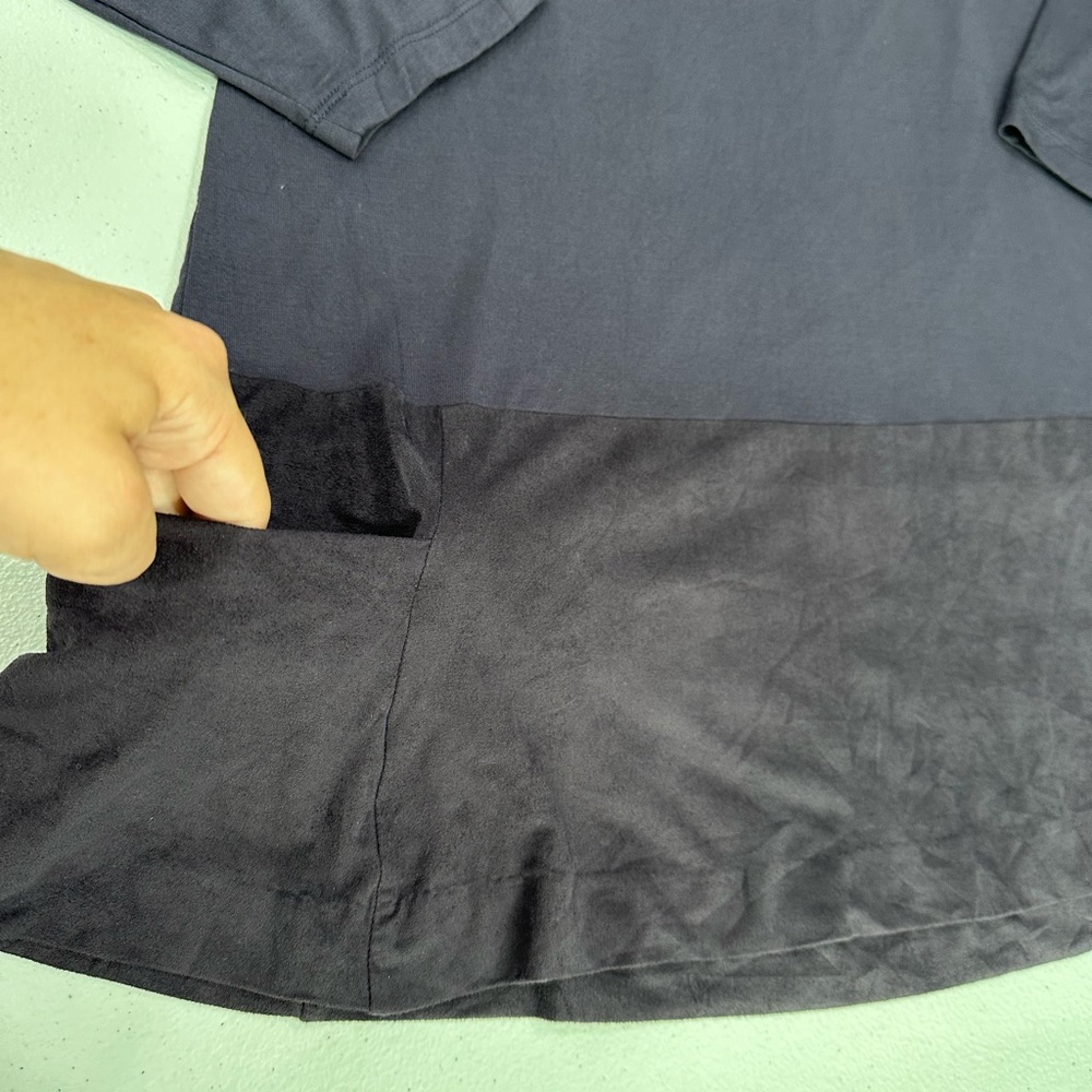LOGO by Lori Goldstein Eggplant Two-Tone Tunic With Pockets - Picture 3 of 5